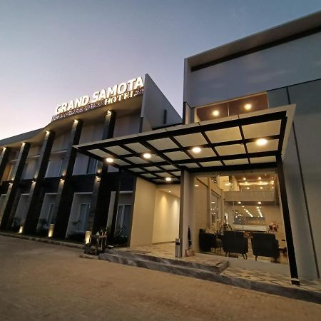 Grand Samota Hotel Sumbawa Ngoại thất bức ảnh
