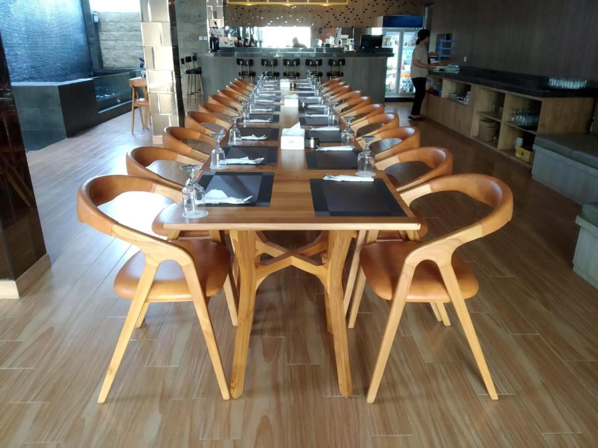 Grand Samota Hotel Sumbawa Ngoại thất bức ảnh