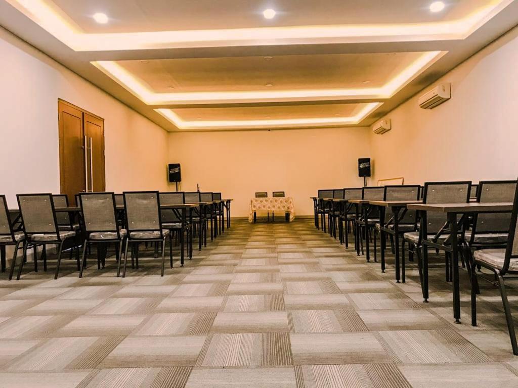 Grand Samota Hotel Sumbawa Ngoại thất bức ảnh